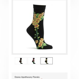 Ozone Apothecary Floral Socks~Primrose Black #19~NWT